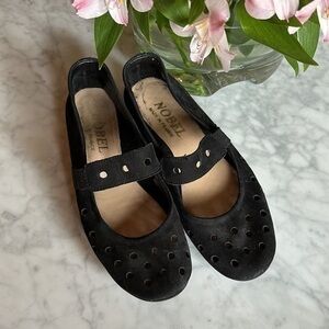 Hirica Nobel made in France shoes 7 38 leather Mary Jane flats